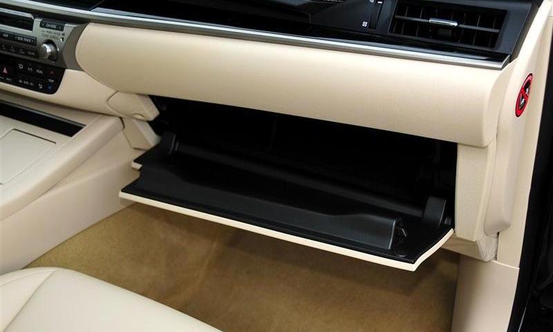2013款 300h 精英版