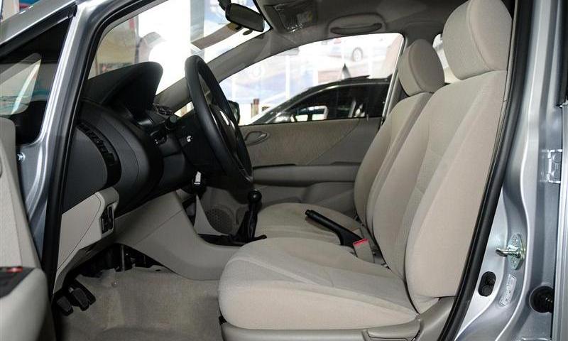 2012款 1.5L MT舒适型