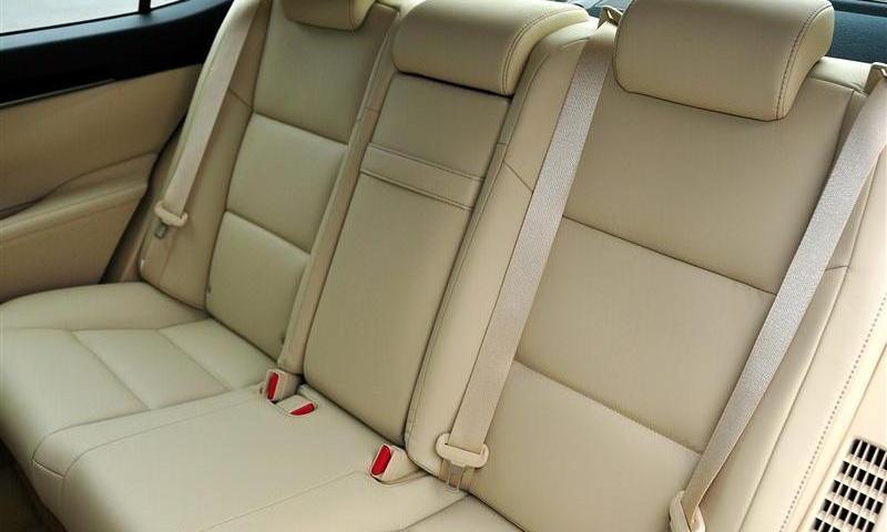 2013款 300h 精英版