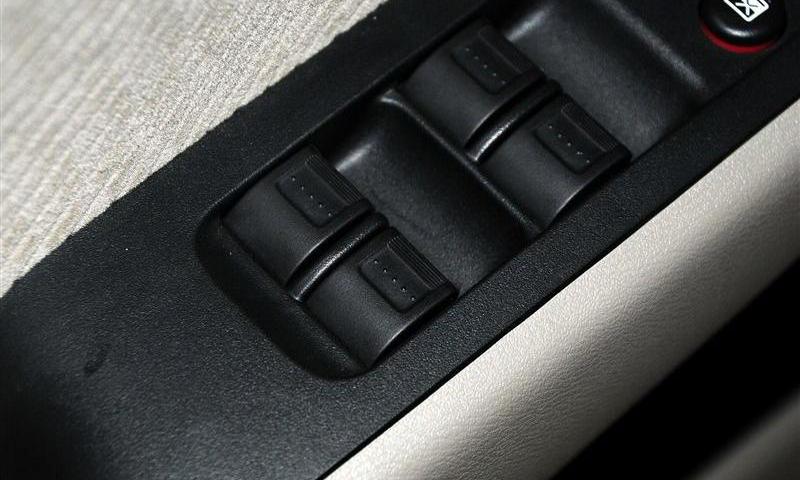 2012款 1.5L MT舒适型