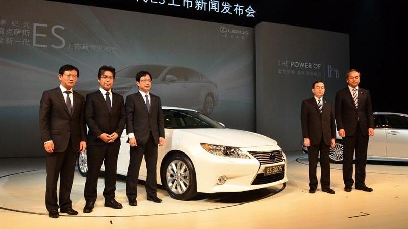 2013款 300h 豪华版
