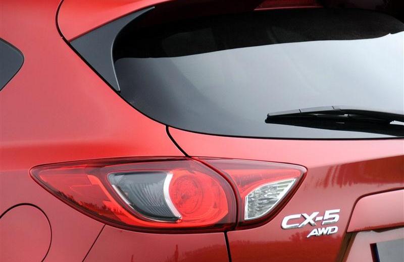 2012款 2.0L 四驱尊贵导航版
