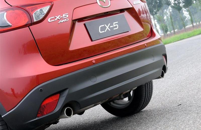 2012款 2.0L 四驱尊贵导航版