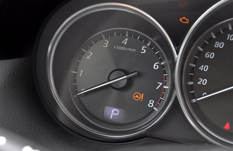 2012款 2.0L 两驱舒适版