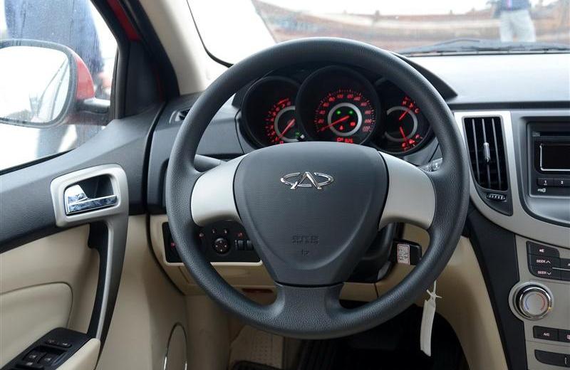 2012款 两厢 1.6CVT 进取型