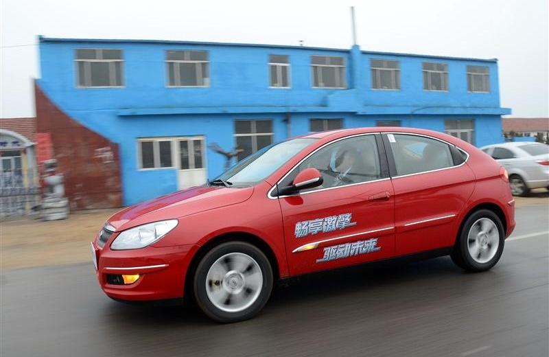 2012款 两厢 1.6CVT 进取型