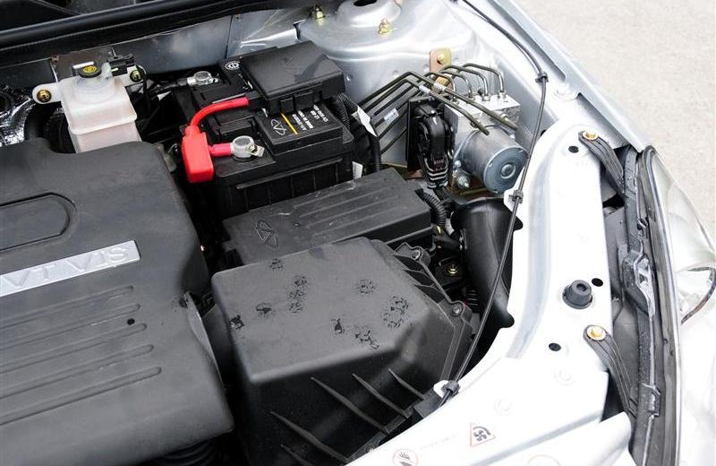 2012款 三厢 1.6CVT 进取型