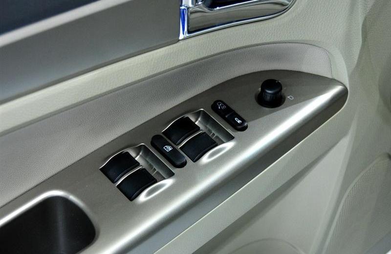 2012款 1.6L CVT旗舰型