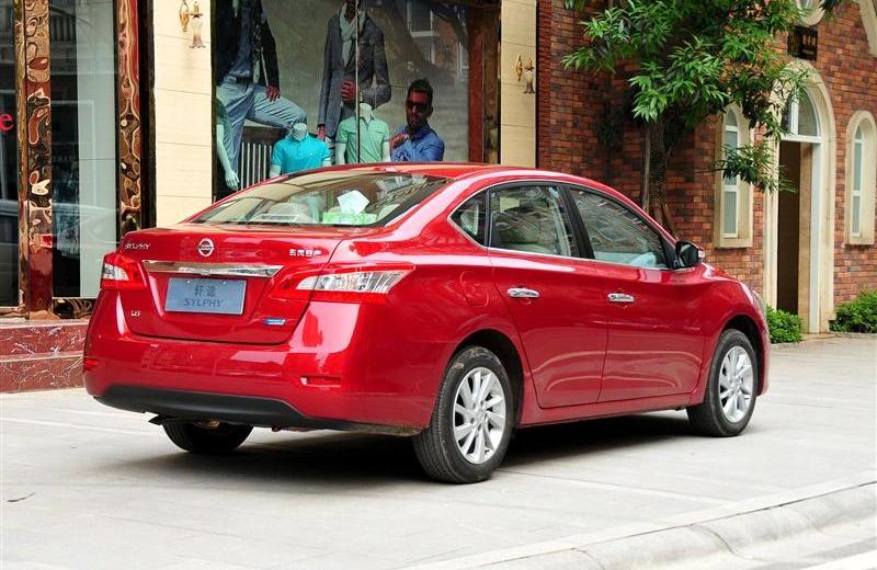 2012款 1.8XL 手动豪华版