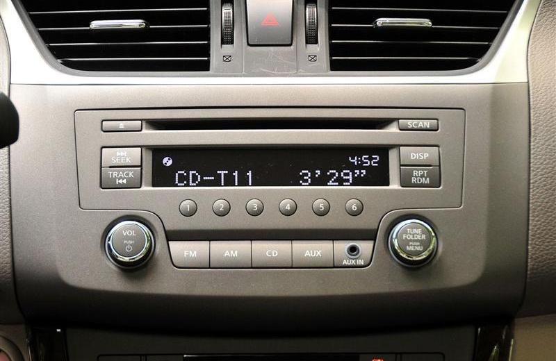2012款 1.8XL 手动豪华版