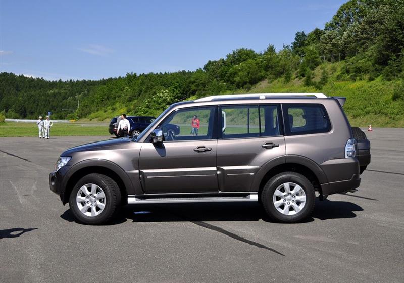 2010款 3.0L 自动豪华版