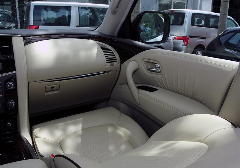 2012款 5.6 V8旗舰版