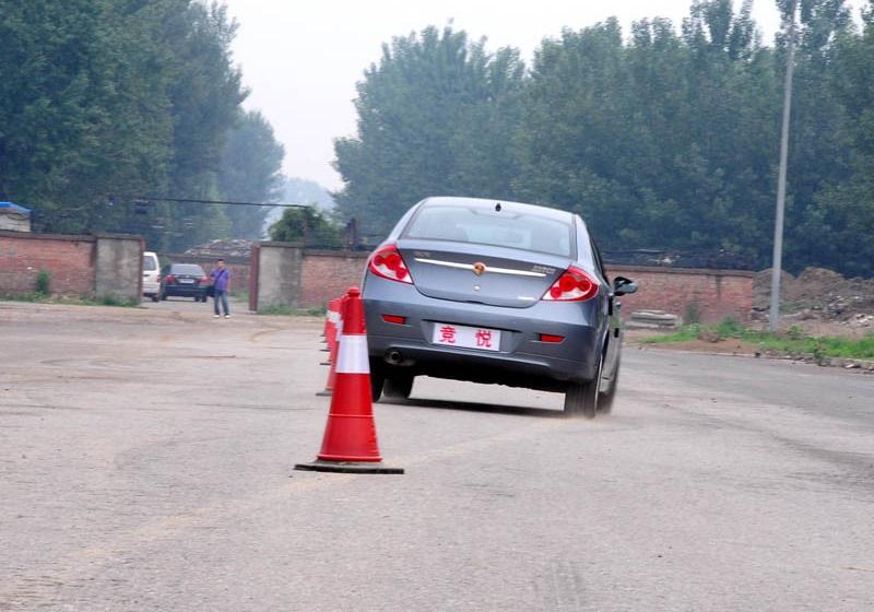 2009款 1.6L MT 时尚型