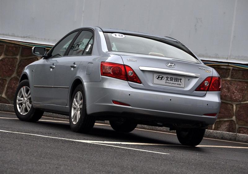 2009款 2.0 DLX AT