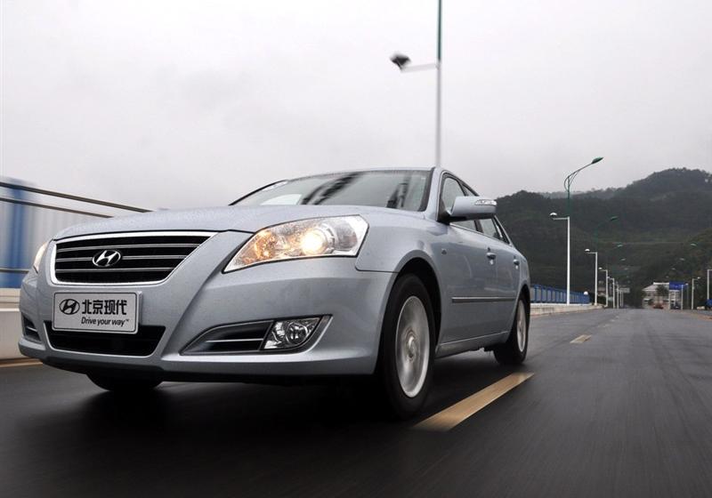 2009款 2.0 DLX AT