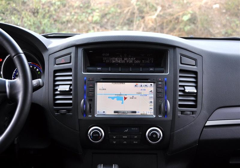 2010款 3.0L 自动精英版