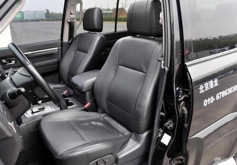 2010款 3.0L 自动精英版