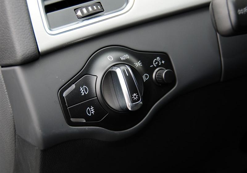 2012款 2.0 TFSI 自动运动型