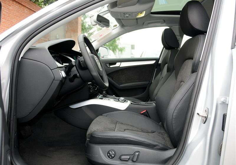 2012款 2.0 TFSI 自动运动型