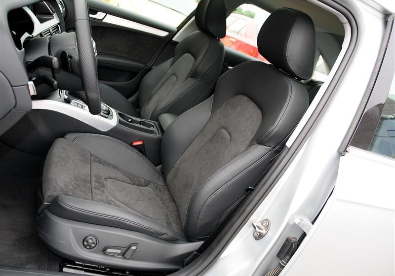 2012款 2.0 TFSI 自动运动型