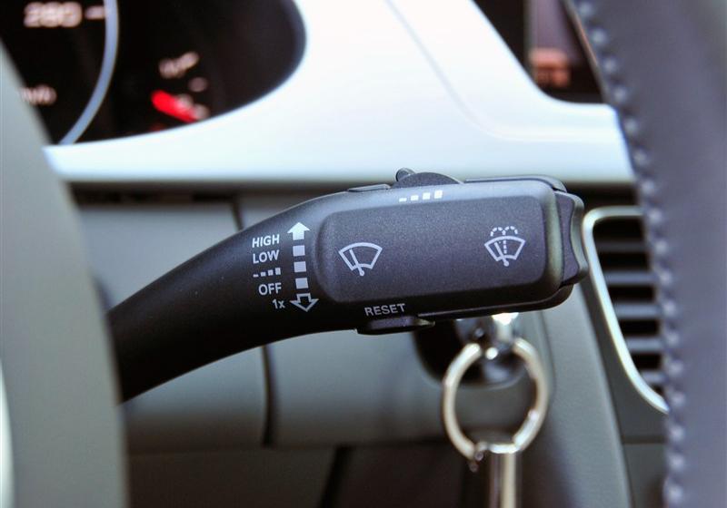 2012款 1.8 TFSI 自动舒适型