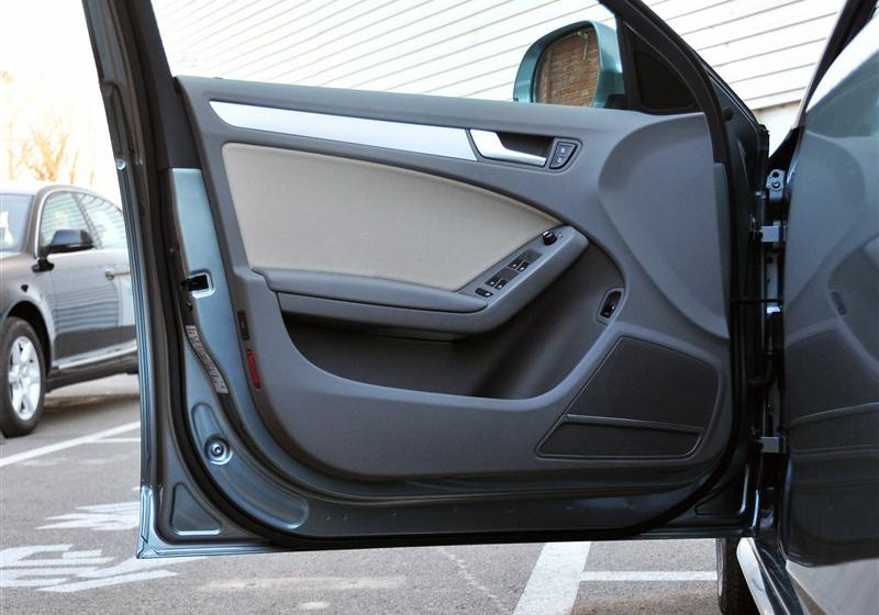 2012款 1.8 TFSI 自动舒适型