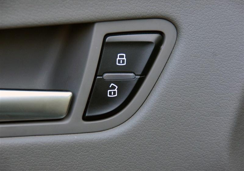 2012款 1.8 TFSI 自动舒适型