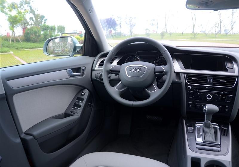 2013款 30 TFSI 自动舒适型