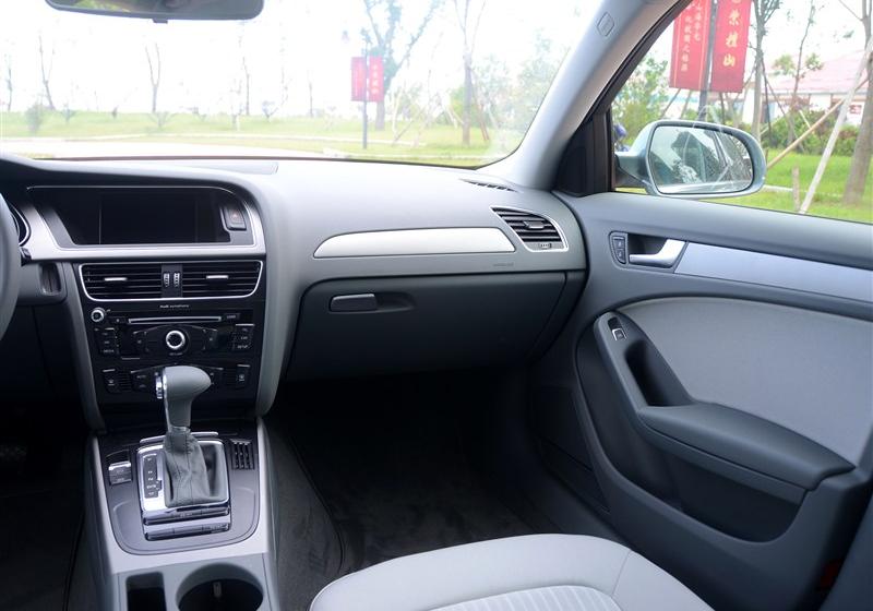 2013款 30 TFSI 自动舒适型