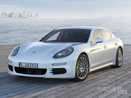 改款保时捷Panamera