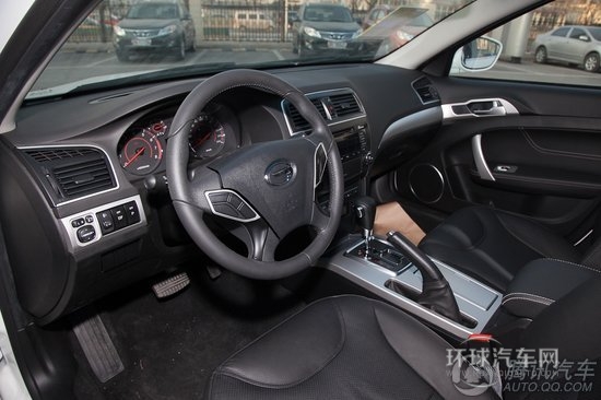 2013款 广汽传祺GA5  2.0L 自动精英版