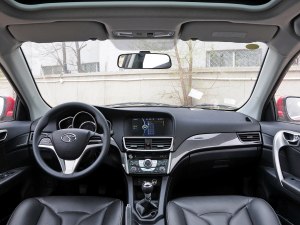 V6菱仕 2013款 1.5L 手动旗舰版
