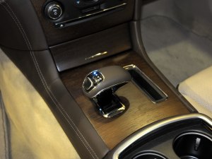 克莱斯勒300C(进口) 2013款 3.6L 尊享版