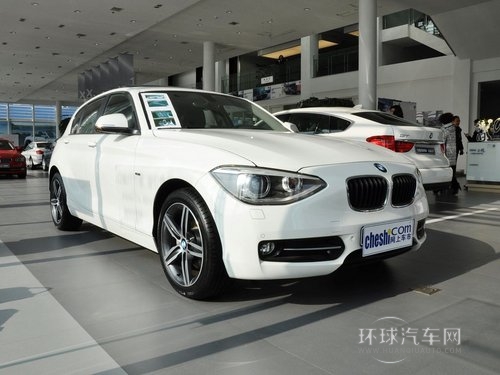 宝马(进口)  125i 2.0T 车辆右侧45度角