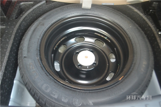 风神 H30 Cross 1.6L 手动尊尚型