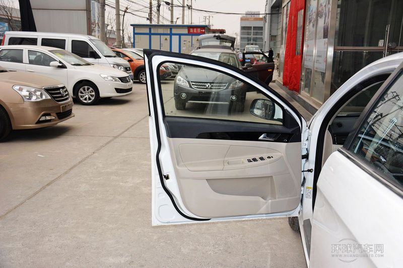 2014款 1.5L 手动尊雅型