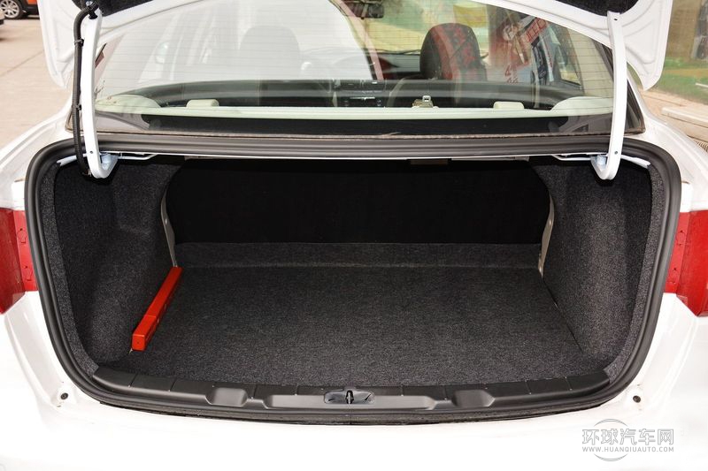 2014款 1.5L 手动尊雅型