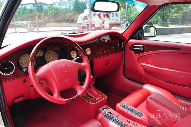 2012款 2.7L 两门版