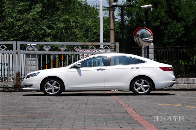2014款 2.0L 手动舒适型