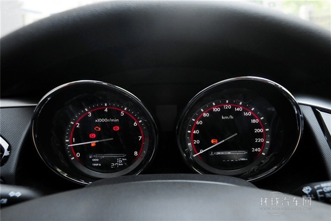 2014款 2.0L 手动舒适型
