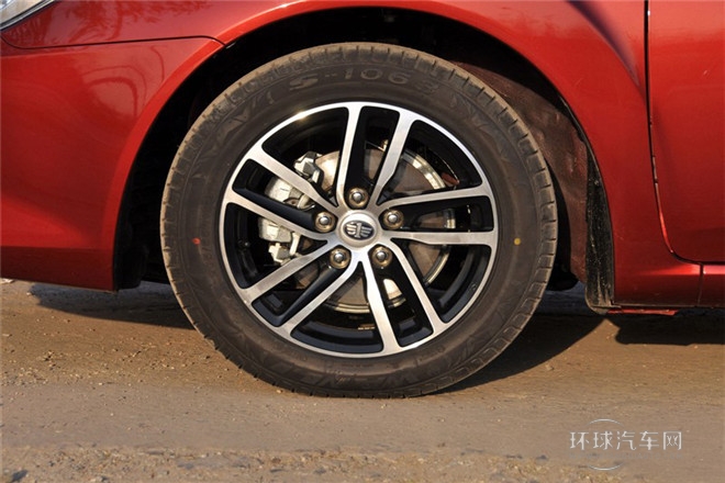 2013款 1.6L MT舒适型
