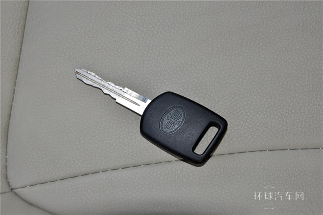 2013款 1.6L MT舒适型