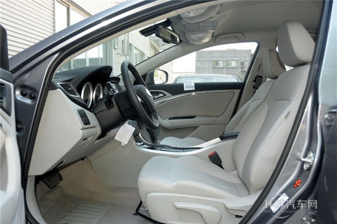 2014款 1.8T 自动舒适型