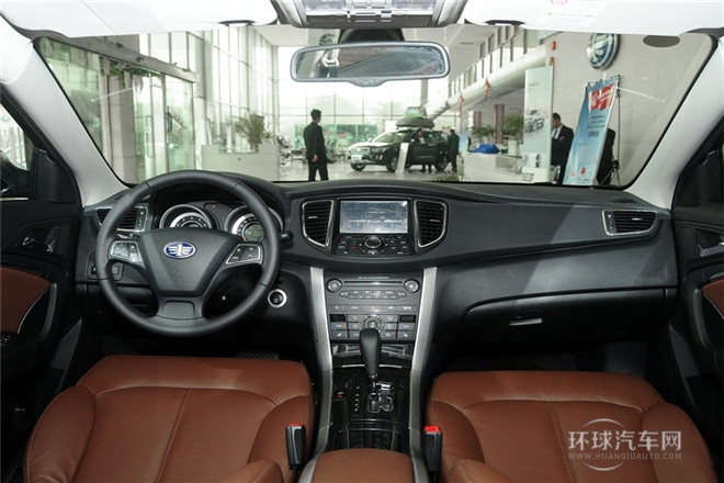 2014款 1.8T 自动豪华型