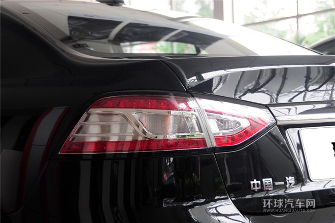 2014款 1.8T 自动尊贵型