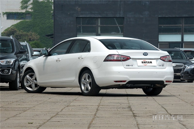 2014款 2.0T 自动豪华型