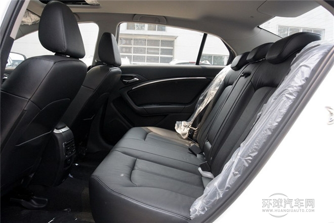 2014款 2.0T 自动豪华型