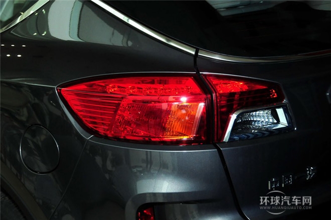 2013款 2.0L 手动基本型