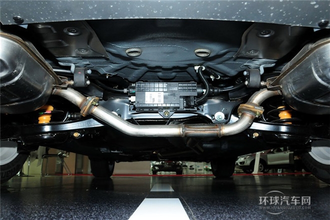 2013款 2.0L 手动基本型
