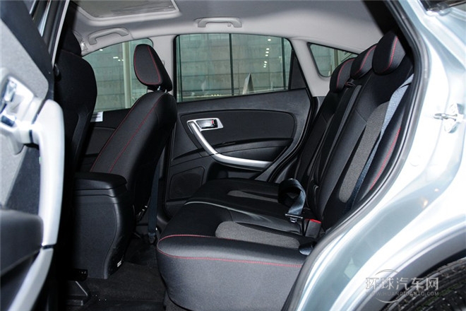 2013款 2.0L 自动舒适型